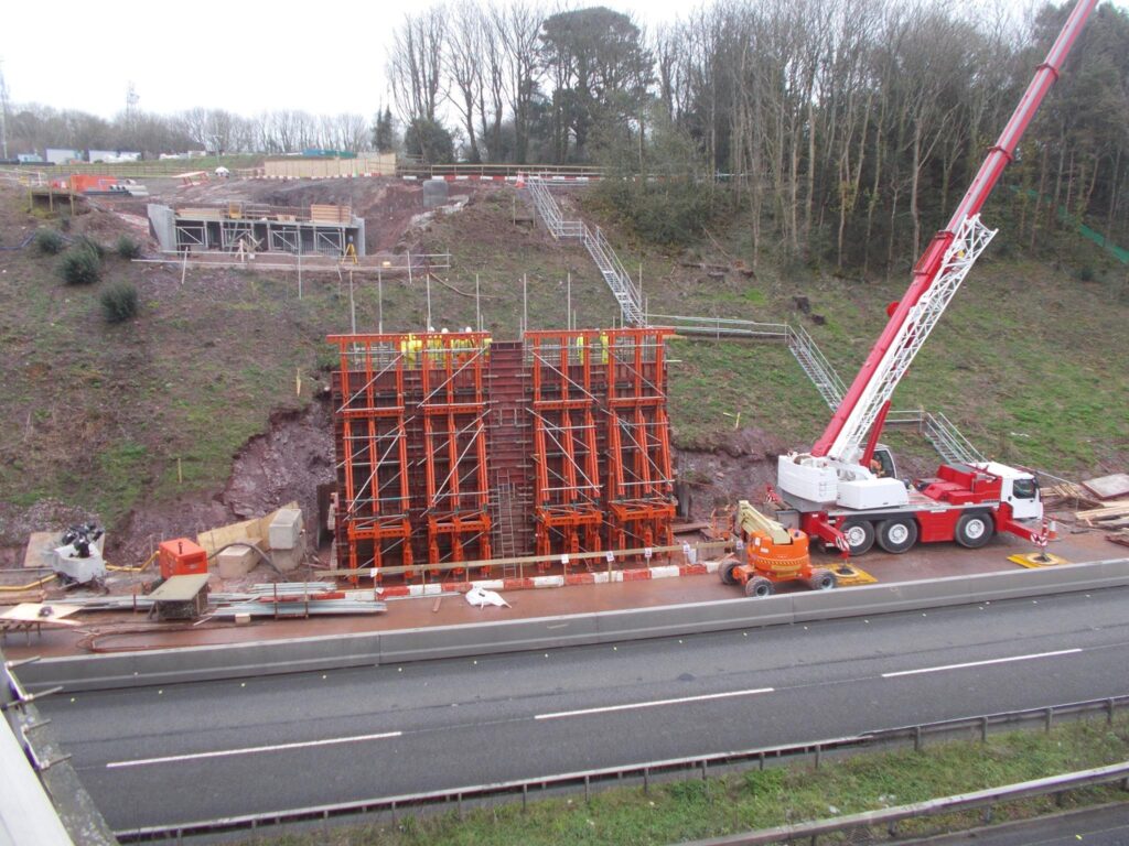 SERVICES - HEAVY CIVS -A30